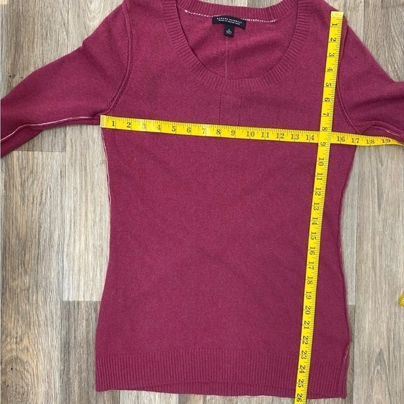 Banana Republic Cashmere Wool blend Italian Yarn sweater Womens size S - Picture 10 of 11